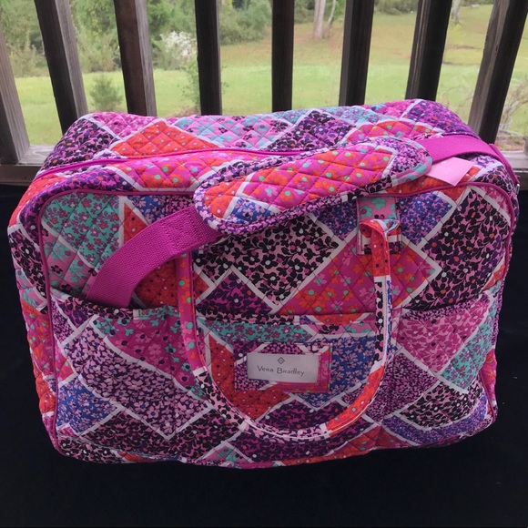 VERA BRADLEY Grand Traveler NWT - Picture 5 of 6